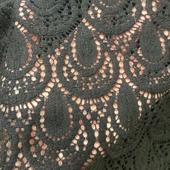 Black Lace Overlay Midi Dress - Picture 10 of 13